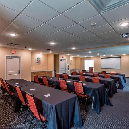 Towneplace Suites By Marriott Lexington Keeneland/Airport Exterior photo